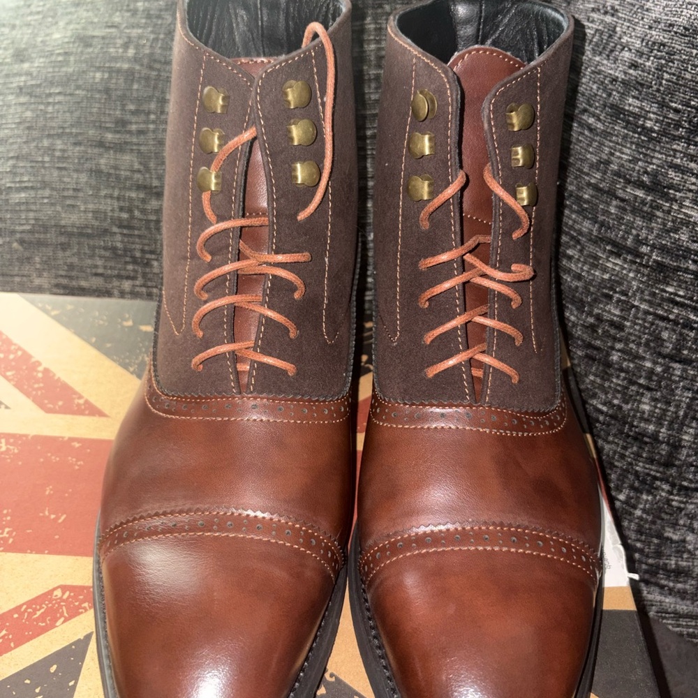 Men's Brown Cap-Toe Lace-Up Boots